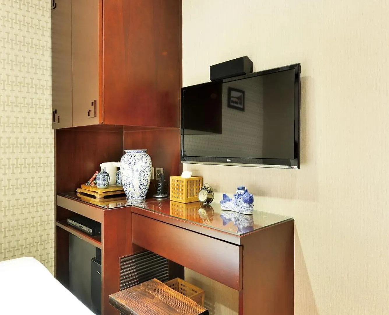 The Shai Red - Formerly Mingle In The Shai Hong Kong Hotel