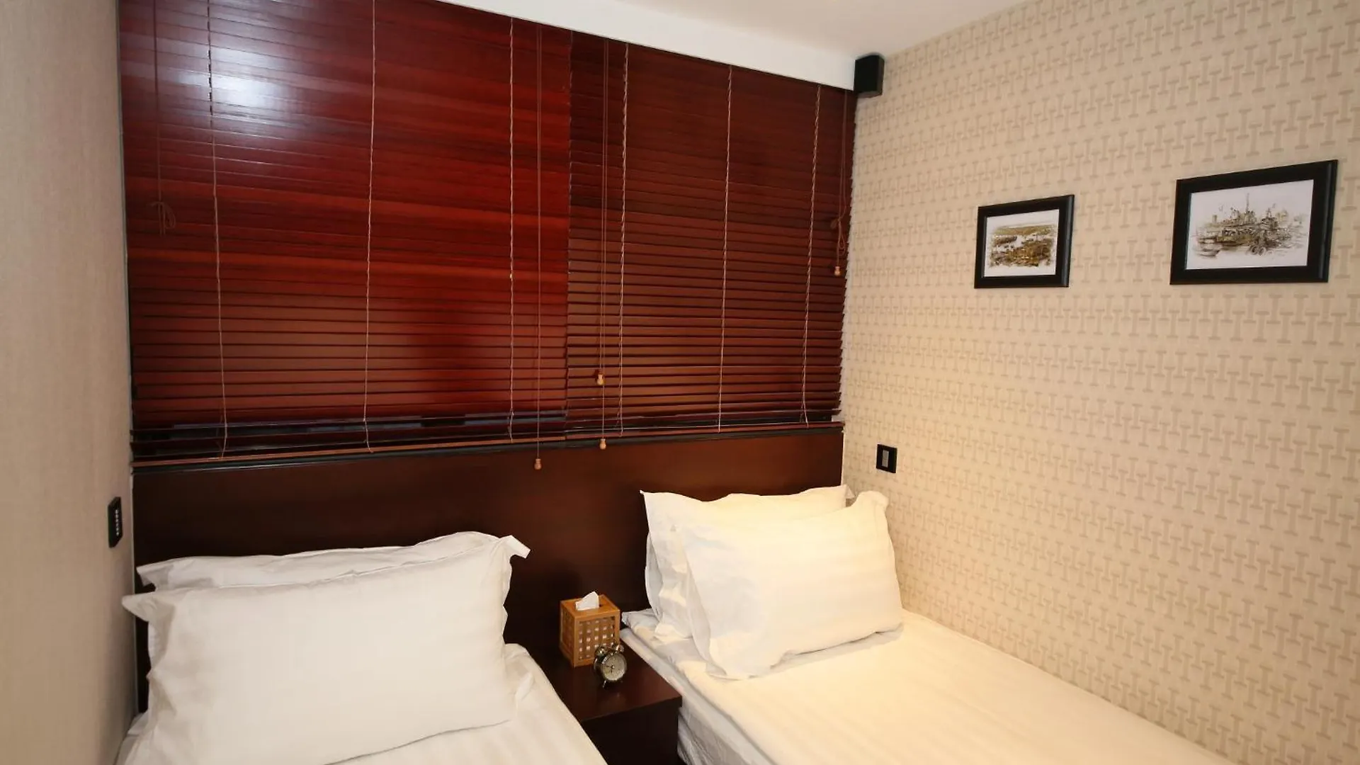 The Shai Red - Formerly Mingle In The Shai Hong Kong 3*,