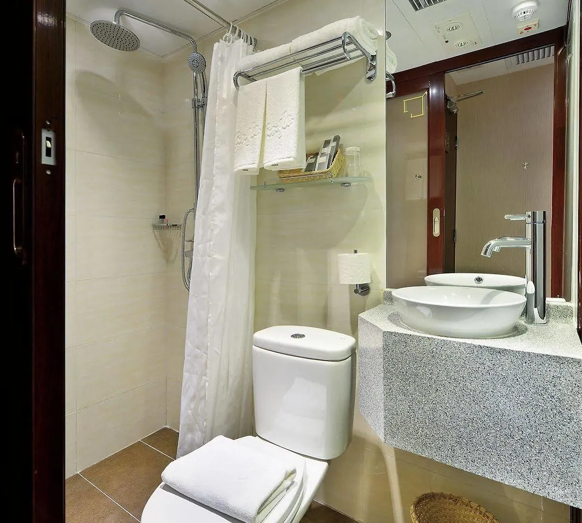Hotel The Shai Red - Formerly Mingle In The Shai Hong Kong