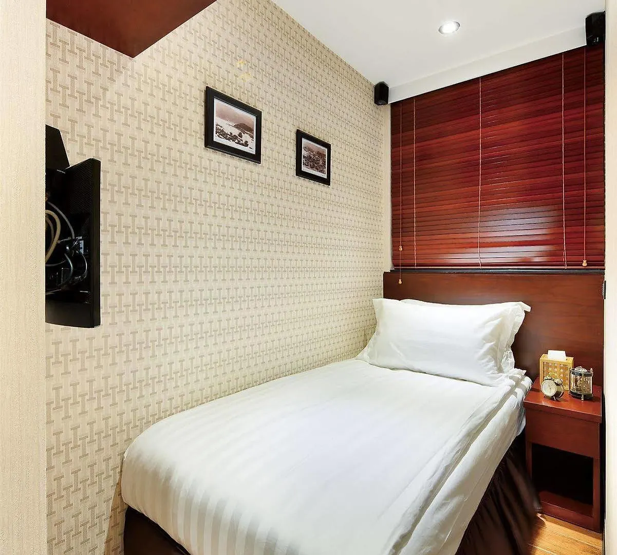 *** Hotel The Shai Red - Formerly Mingle In The Shai Hong Kong China